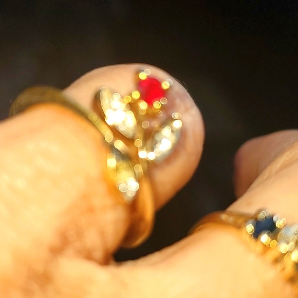 Avon Vintage Ring - Picture 4 of 7